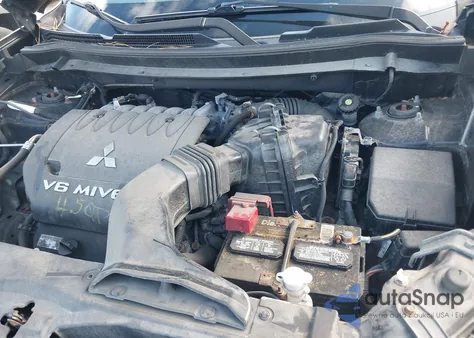 2014 Mitsubishi Outlander Gt из США, поврежденный, VIN JA4JZ4AX4EZ009567